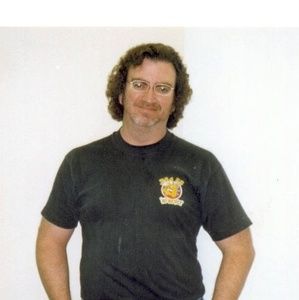 Meet your Posher, Chuck